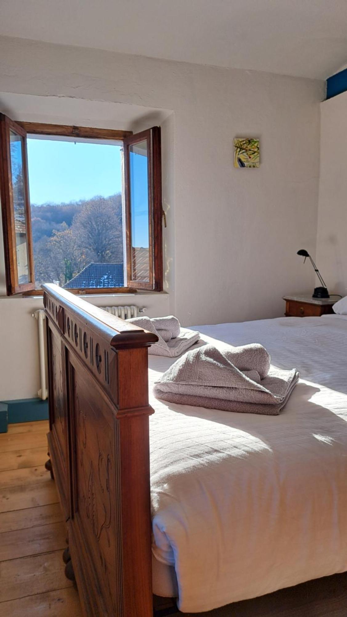 Appartamento Storico Con Giardino Soleggiato - B&B Via Rinaldi Arto Centonara Dış mekan fotoğraf