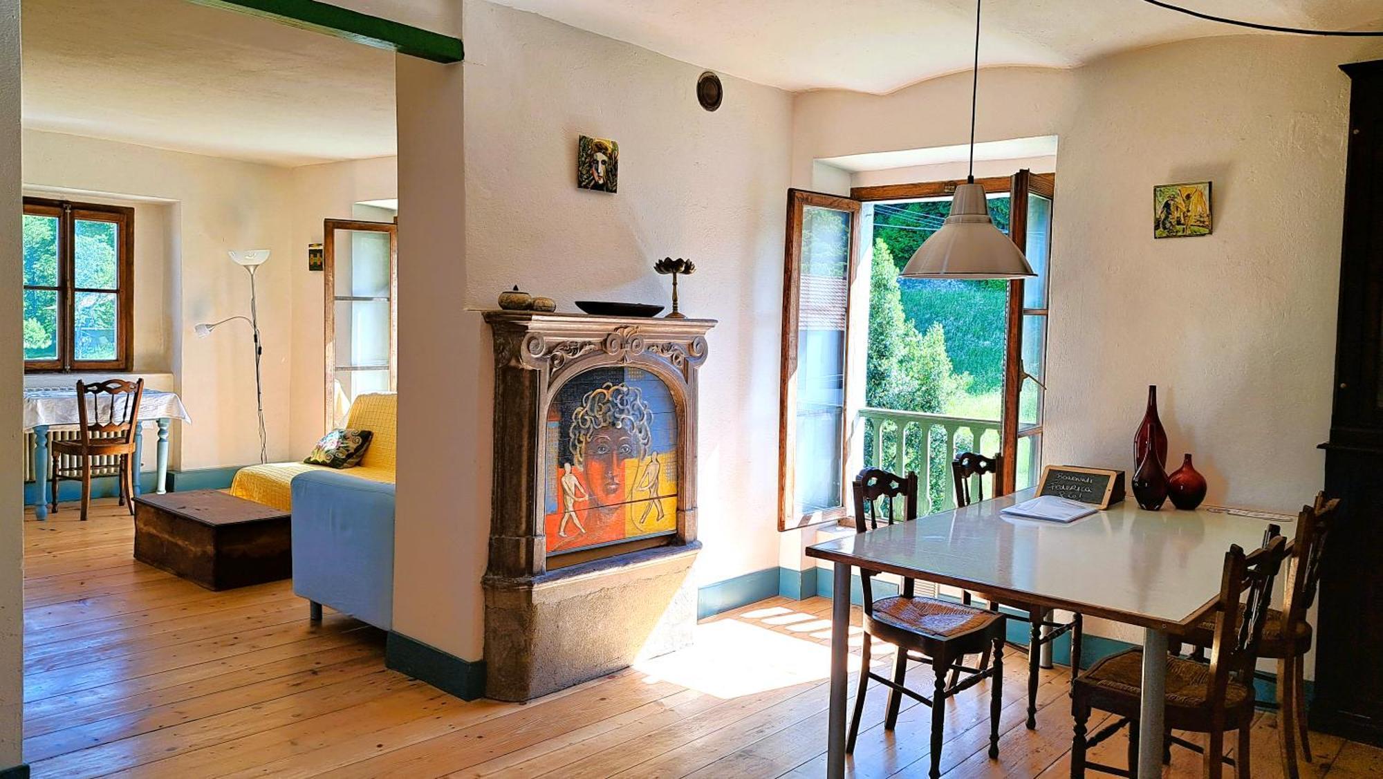Appartamento Storico Con Giardino Soleggiato - B&B Via Rinaldi Arto Centonara Dış mekan fotoğraf